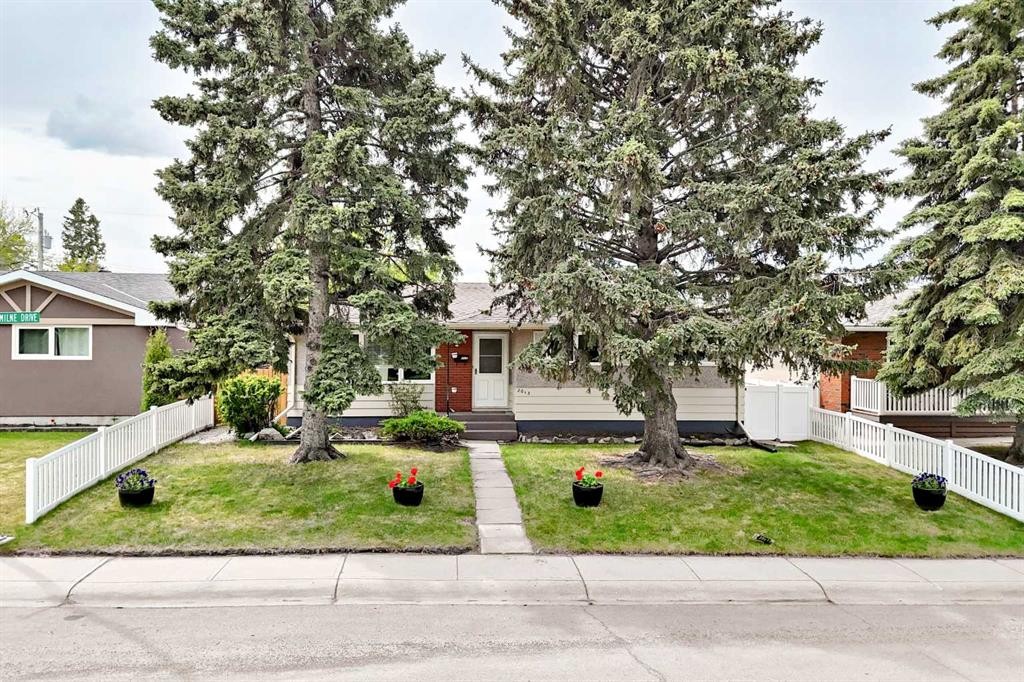 2015 Milne Drive Ne, Calgary, AB - Outdoor