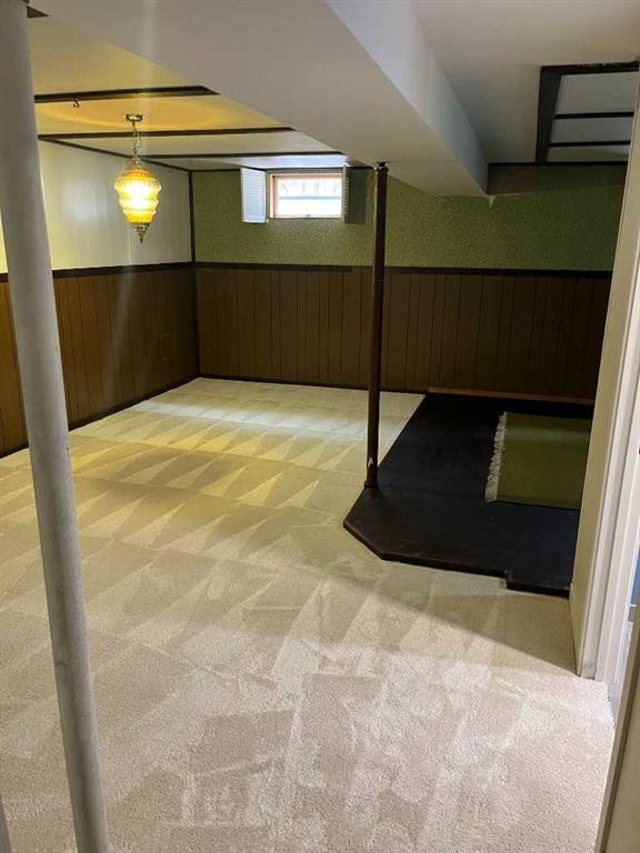 2015 Milne Drive Ne, Calgary, AB - Photo Showing Other Room