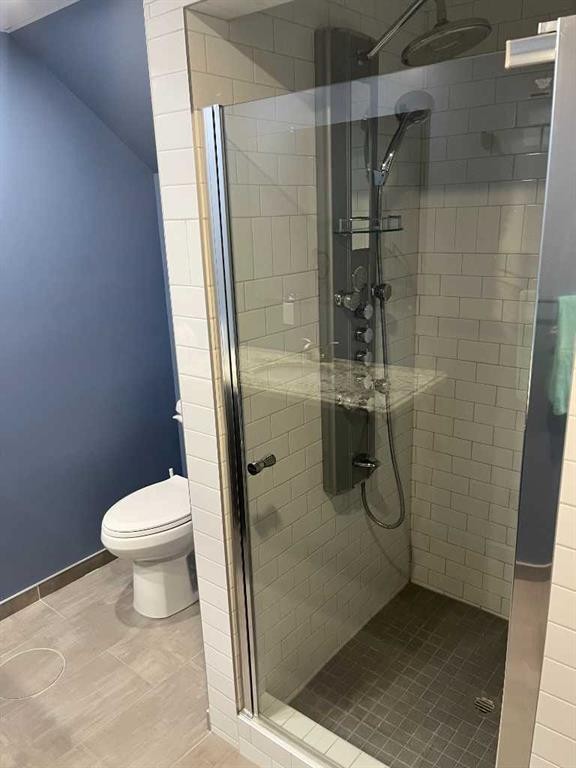 2015 Milne Drive Ne, Calgary, AB - Indoor Photo Showing Bathroom