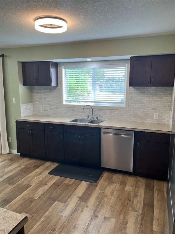 2015 Milne Drive Ne, Calgary, AB - Indoor Photo Showing Kitchen With Double Sink