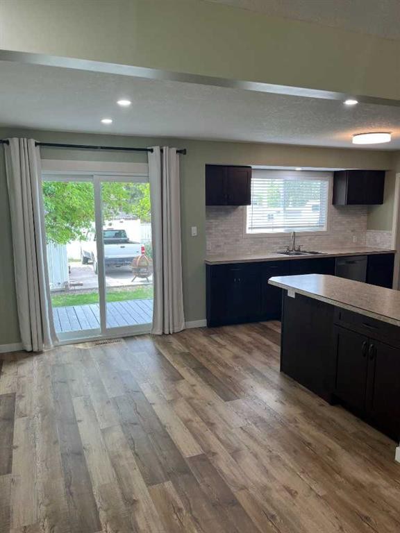 2015 Milne Drive Ne, Calgary, AB - Indoor Photo Showing Kitchen