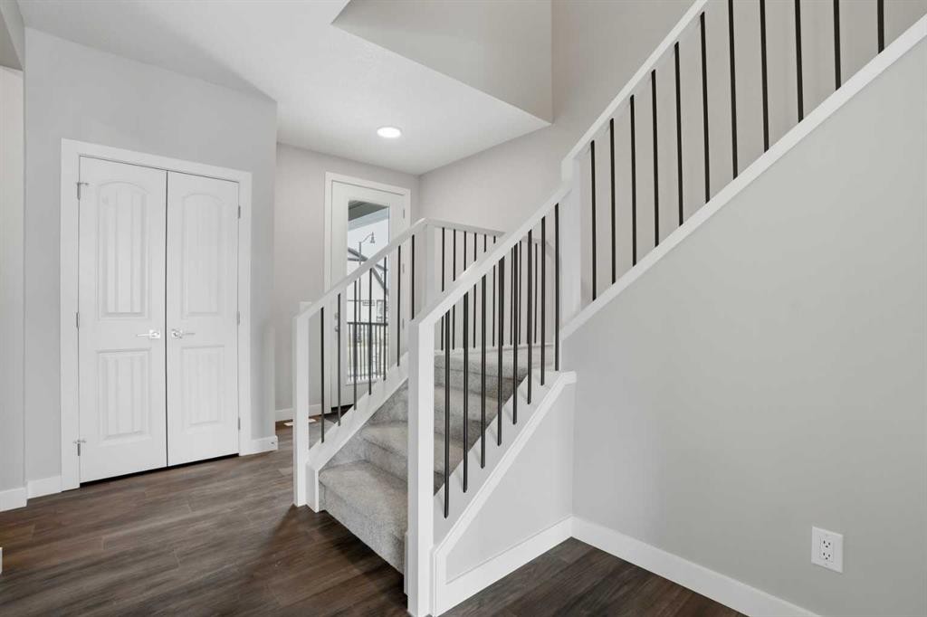 311 Dawson Dock Way, Chestermere, AB - Indoor Photo Showing Other Room