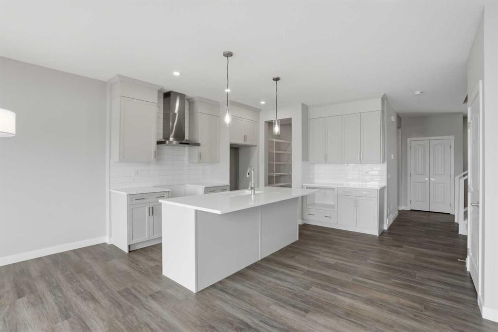 311 Dawson Dock Way, Chestermere, AB - Indoor Photo Showing Kitchen With Upgraded Kitchen