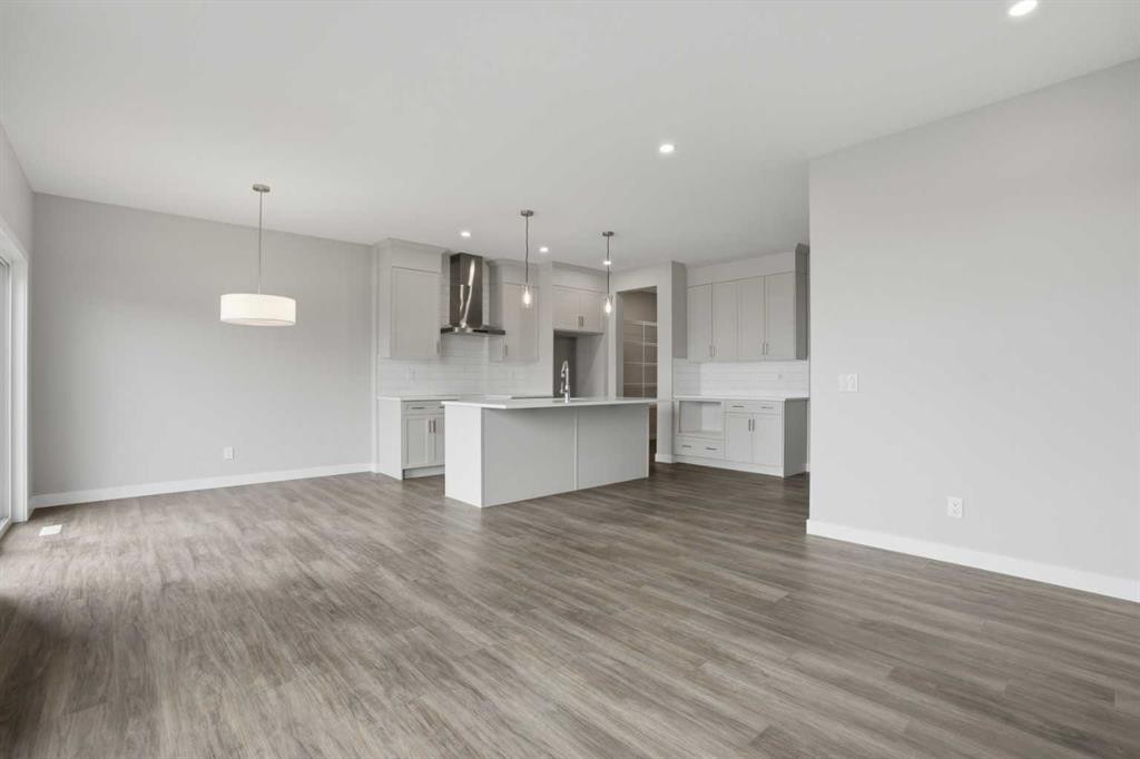311 Dawson Dock Way, Chestermere, AB - Indoor Photo Showing Kitchen