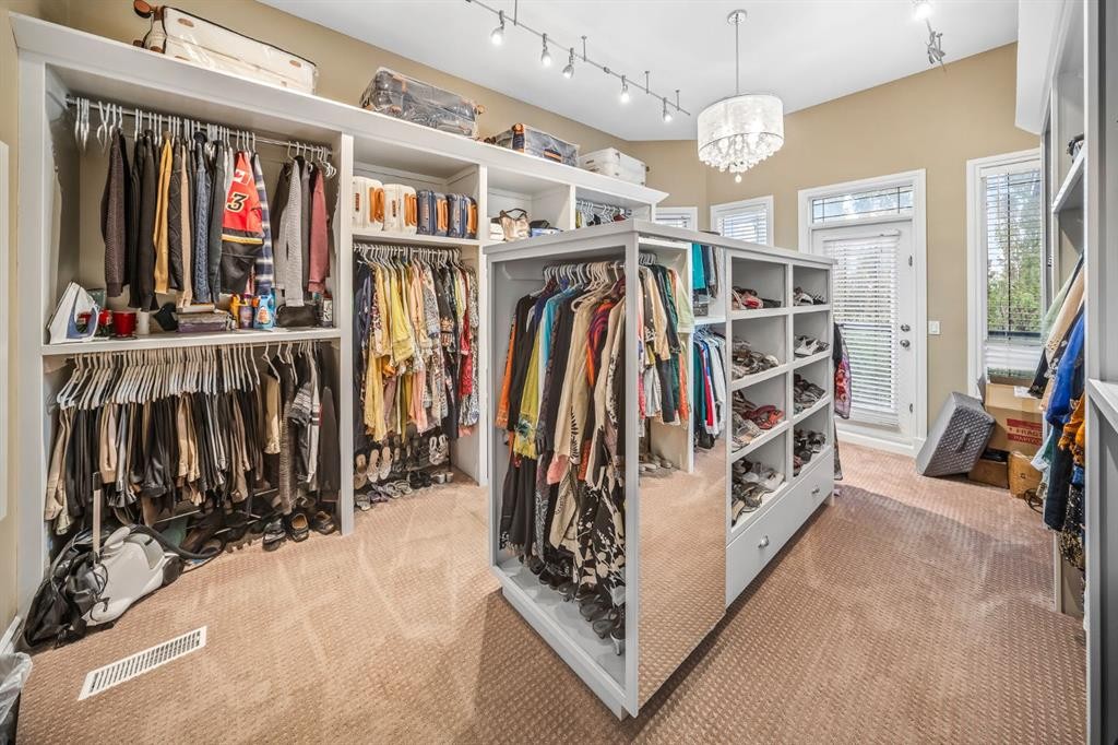40 Blueridge Bay, Rural Rocky View County, AB - Indoor With Storage