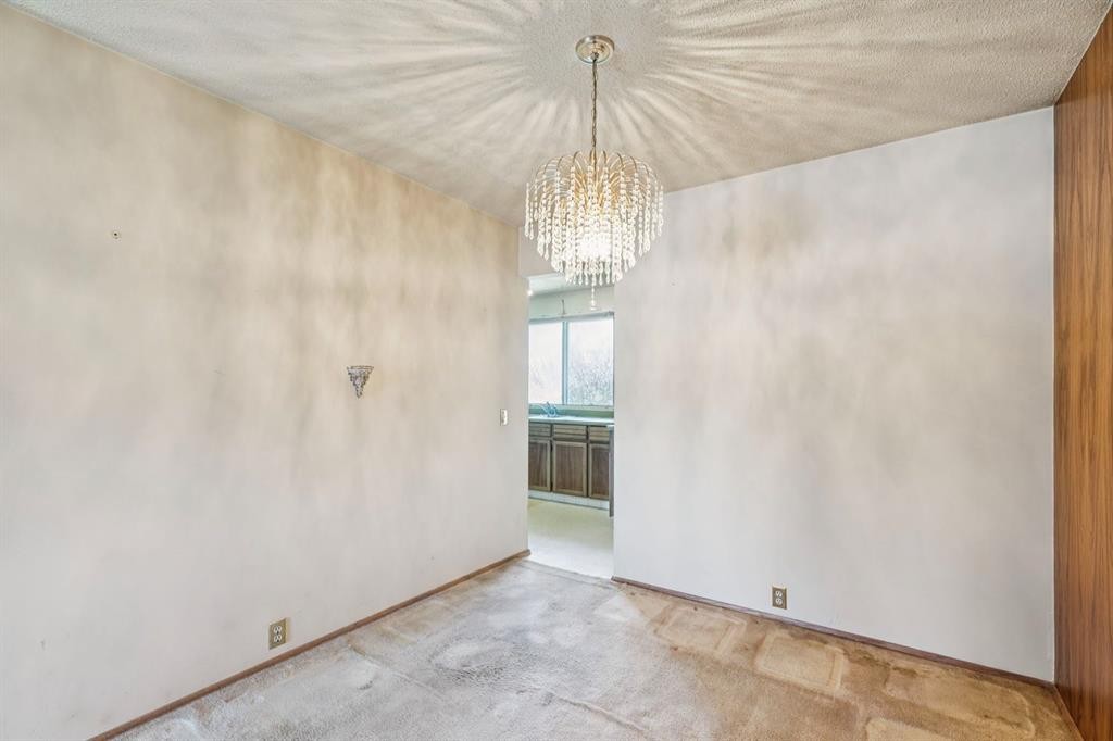 1132 Hunterston Hill Nw, Calgary, AB - Indoor Photo Showing Other Room