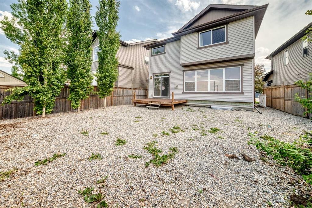 114 Autumn Circle Se, Calgary, AB - Outdoor With Exterior