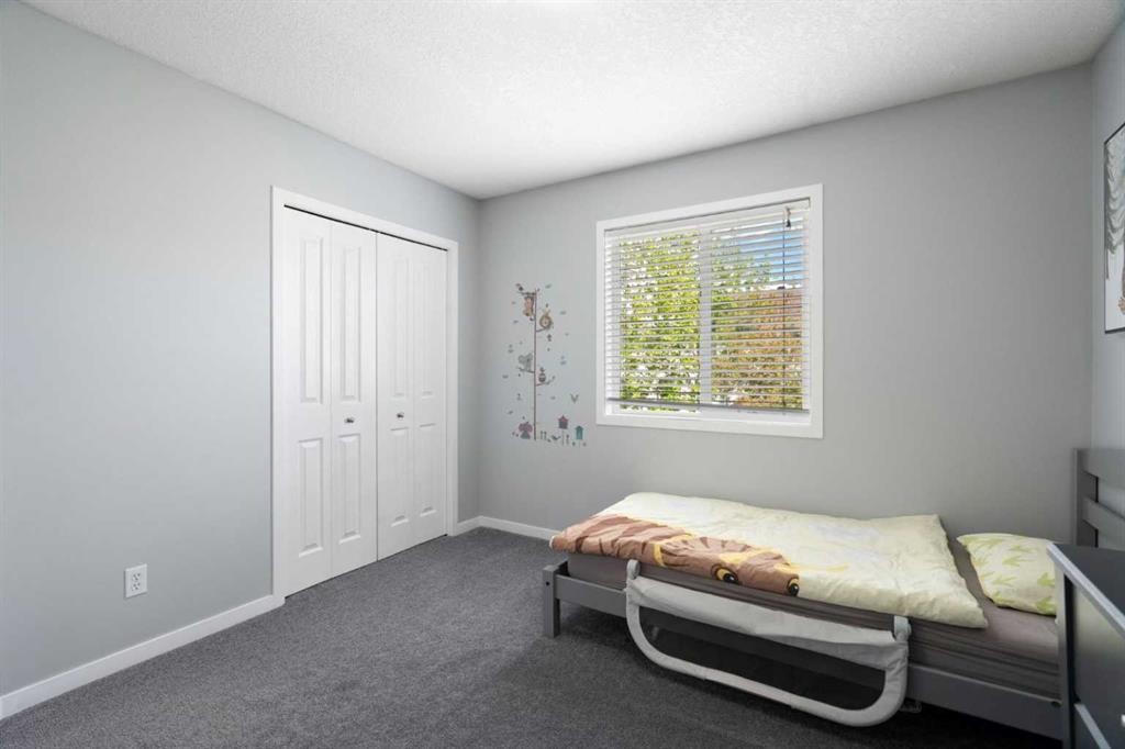 1876 New Brighton Drive Se, Calgary, AB