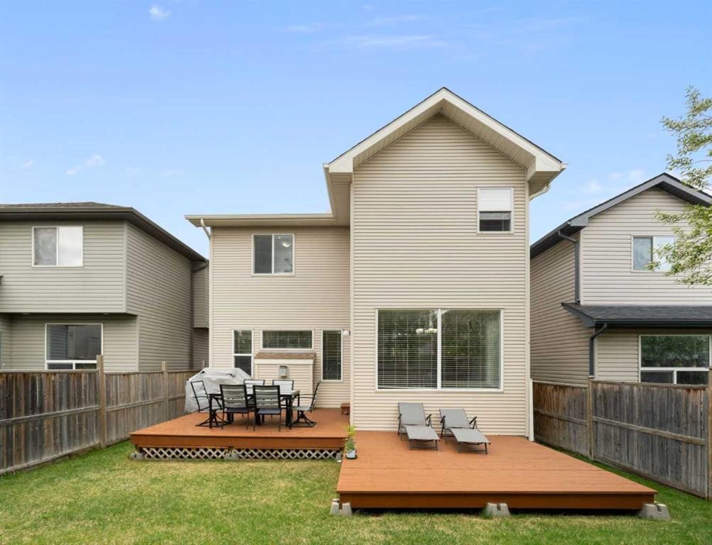 1876 New Brighton Drive Se, Calgary, AB