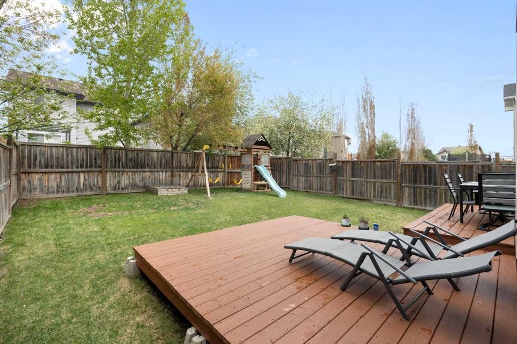 1876 New Brighton Drive Se, Calgary, AB