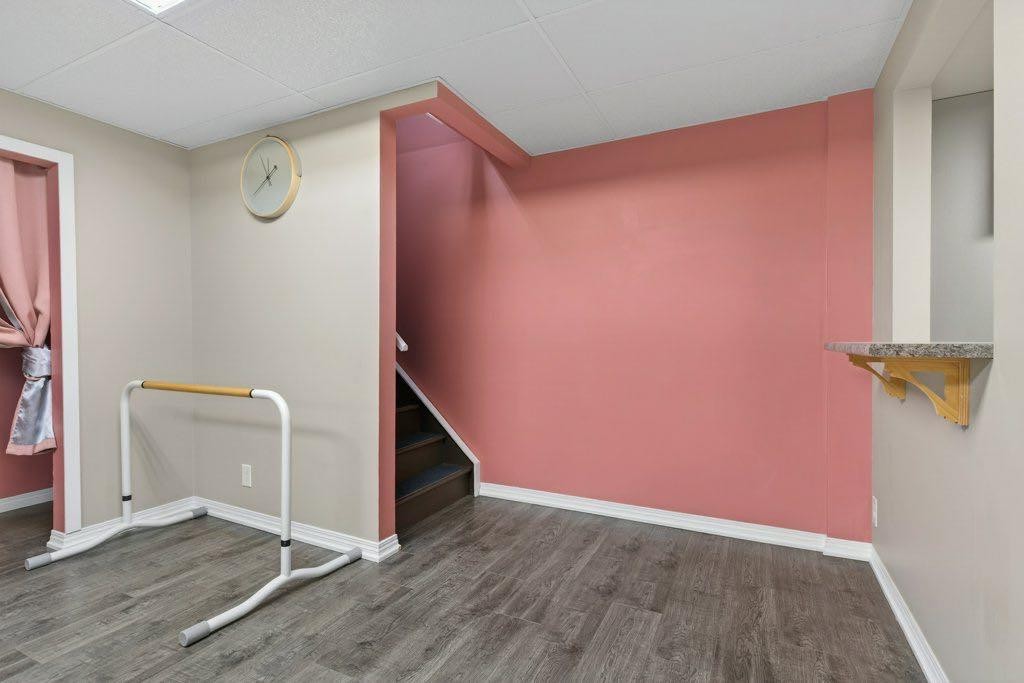 1012 Windsong Drive Sw, Airdrie, AB - Indoor Photo Showing Other Room