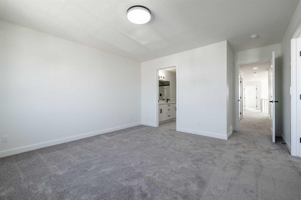 145 Sora Gardens Se, Calgary, AB