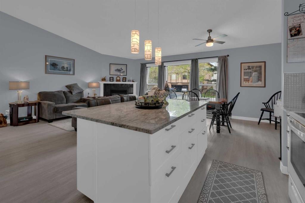 67 Deersaxon Circle Se, Calgary, AB - Indoor
