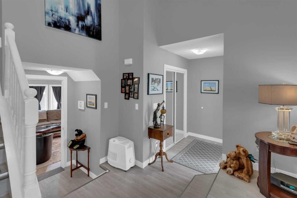 67 Deersaxon Circle Se, Calgary, AB - Indoor Photo Showing Other Room