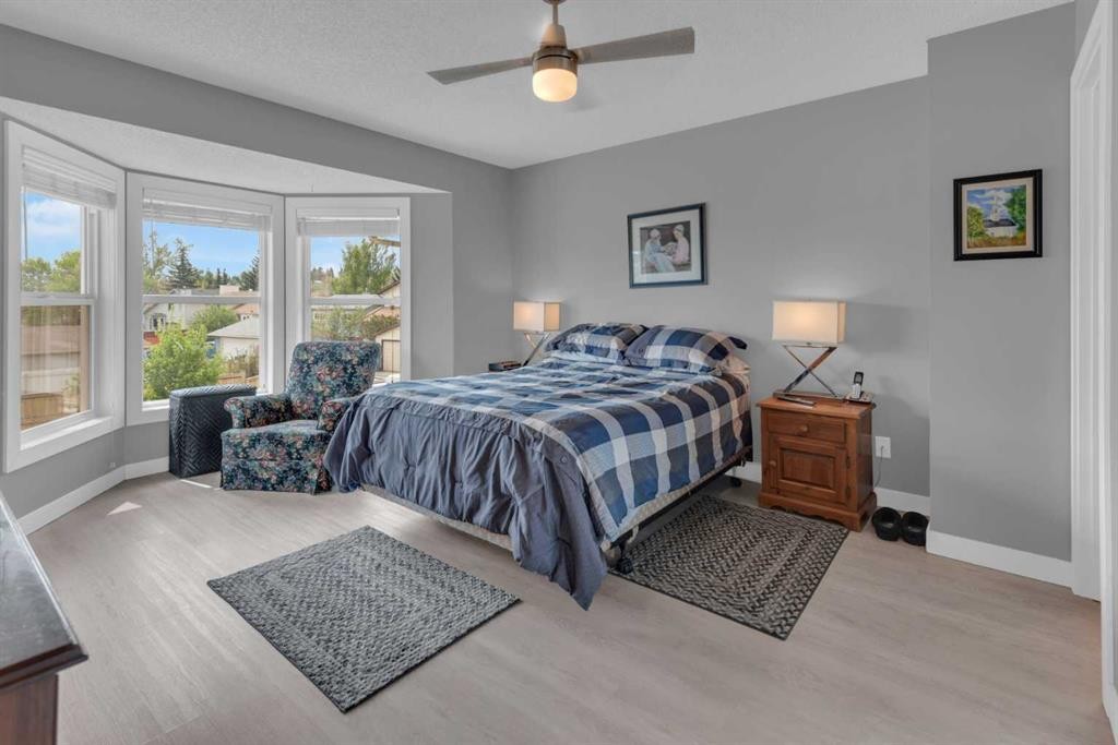 67 Deersaxon Circle Se, Calgary, AB - Indoor Photo Showing Bedroom