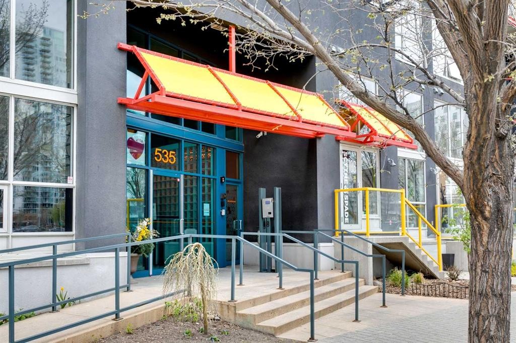 511-535 8 Avenue Se, Calgary, AB - Outdoor