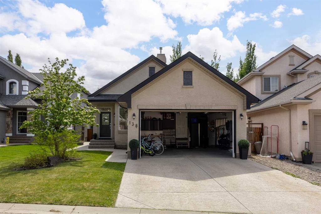 138 Cranwell Close Se, Calgary, AB - Outdoor With Facade