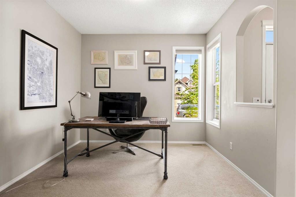 138 Cranwell Close Se, Calgary, AB - Indoor Photo Showing Office