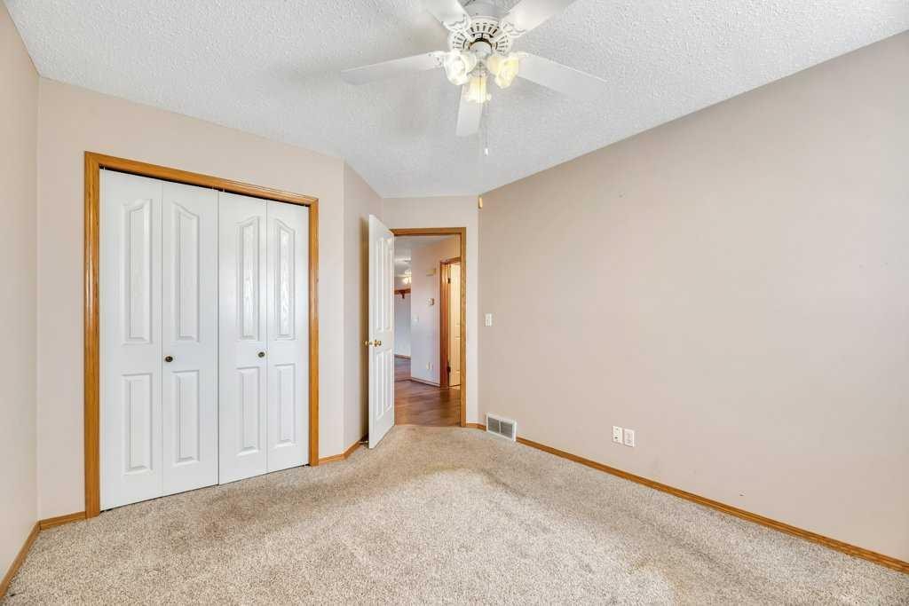 312 Strathaven Drive, Strathmore, AB - Indoor Photo Showing Other Room