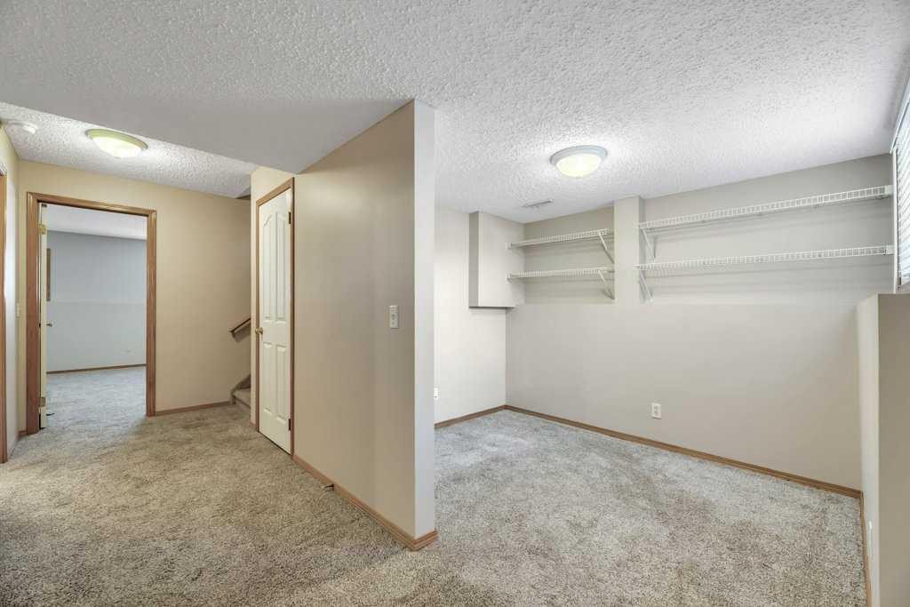 312 Strathaven Drive, Strathmore, AB - Indoor Photo Showing Other Room
