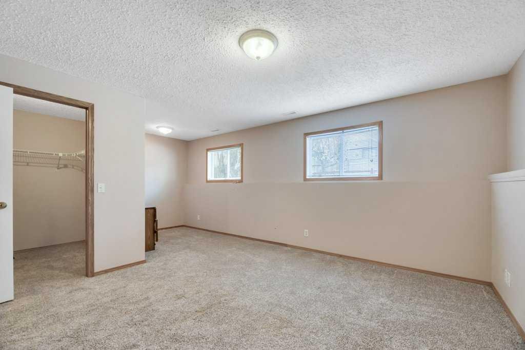 312 Strathaven Drive, Strathmore, AB - Indoor Photo Showing Other Room