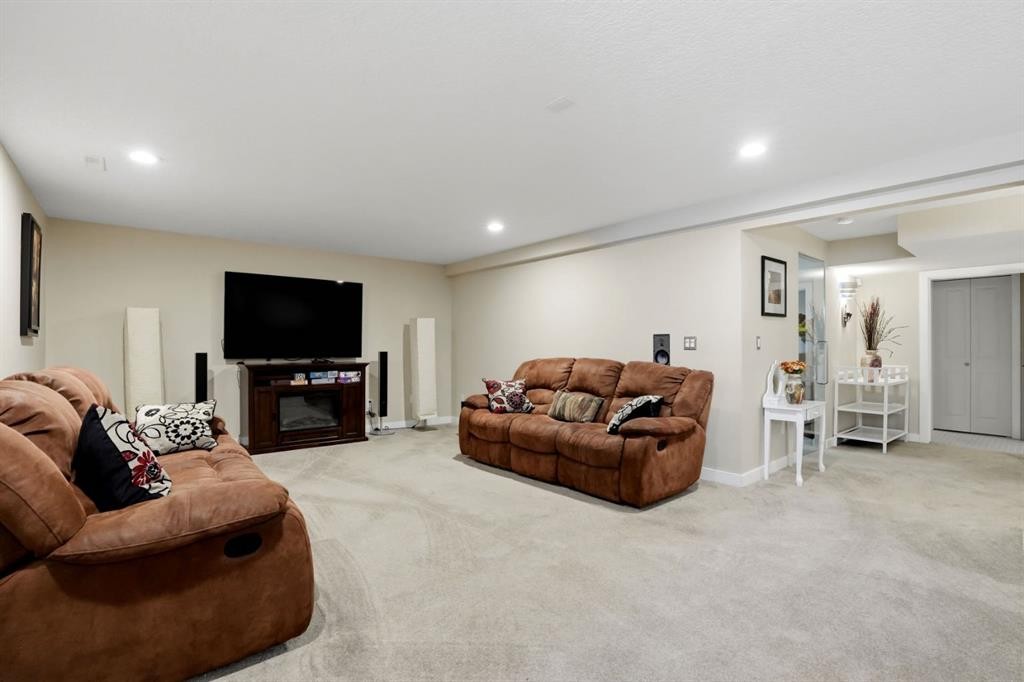 105 Cranridge Heights Se, Calgary, AB - Indoor