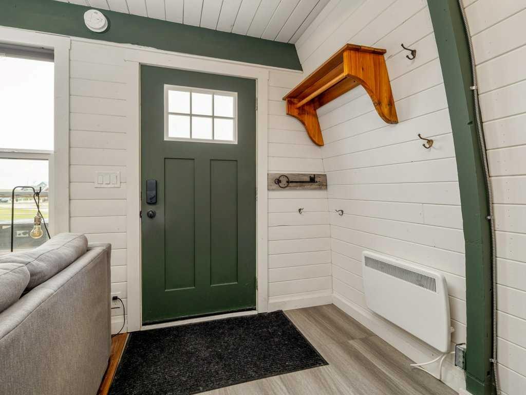 35 Mount Vista Drive, Hill Spring, AB - Indoor