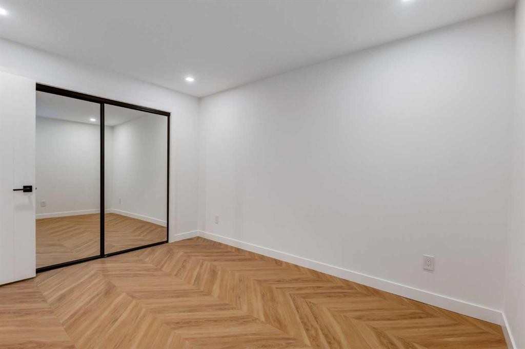 110-8505 Broadcast Avenue Sw, Calgary, AB - Indoor Photo Showing Other Room
