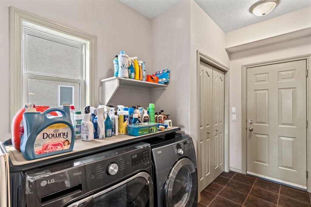 325 Discovery Ridge Way Sw, Calgary, AB