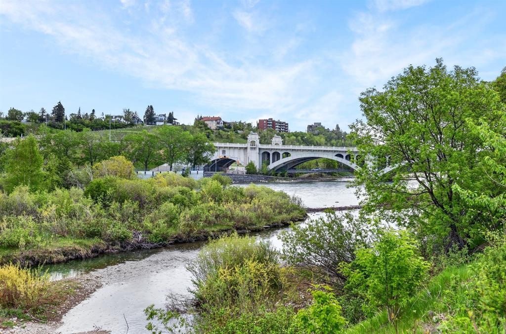 47 Waterfront Mews Sw, Calgary, AB - Outdoor