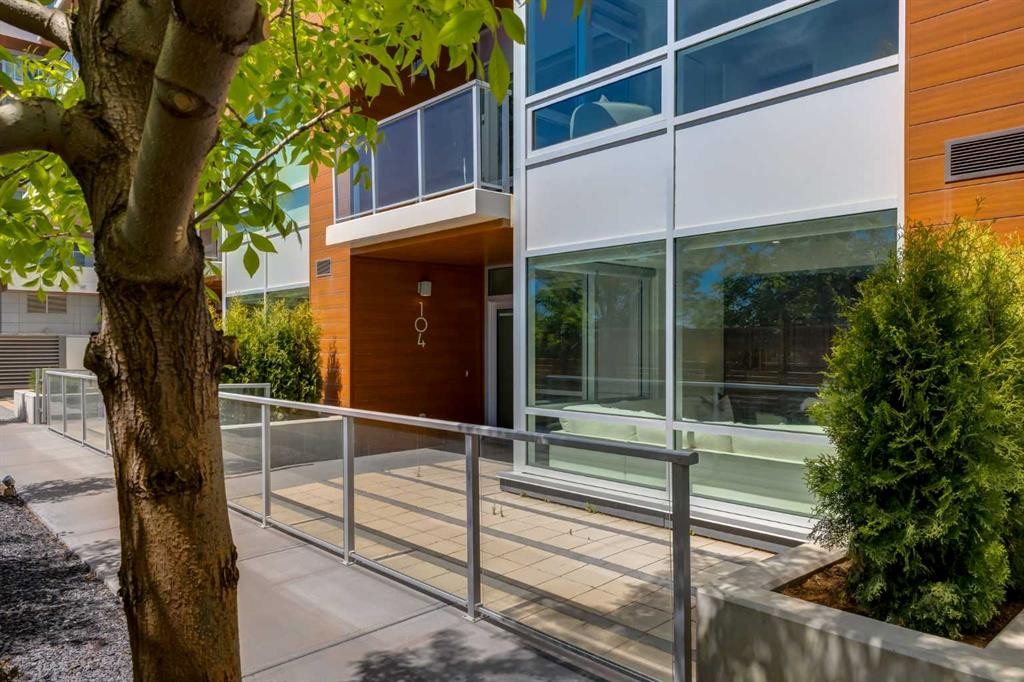 104-8445 Broadcast Avenue Sw, Calgary, AB - Outdoor With Exterior