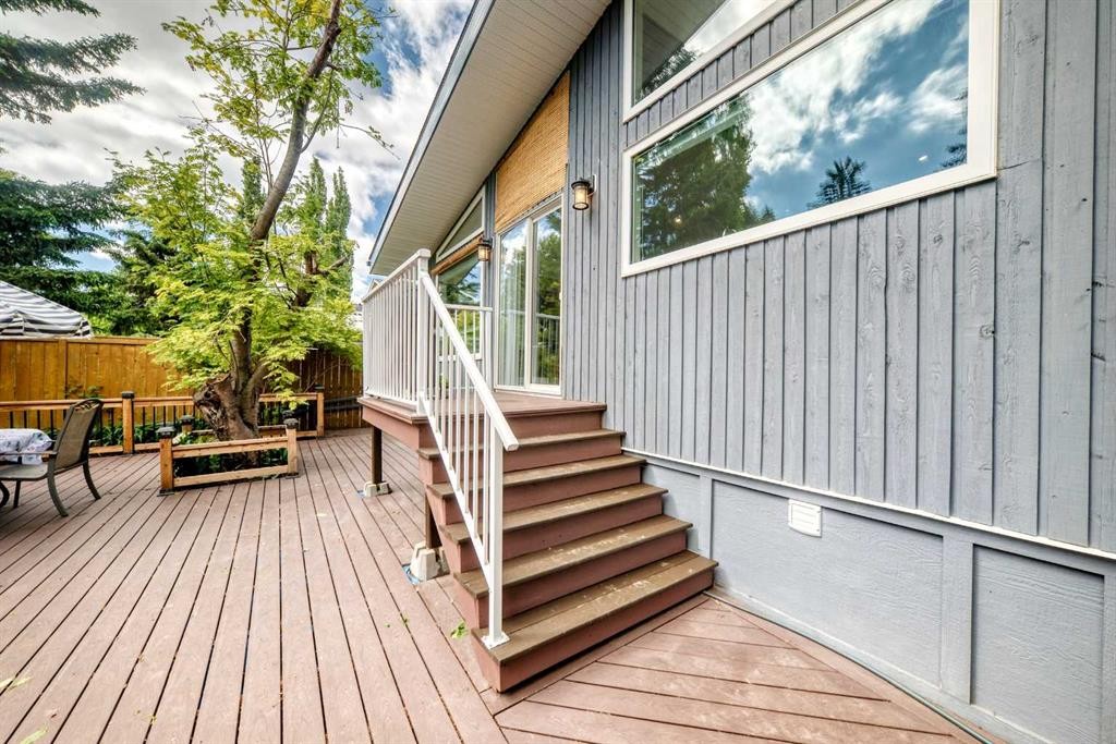 10412 Willowcrest Road Se, Calgary, AB - Outdoor With Deck Patio Veranda With Exterior