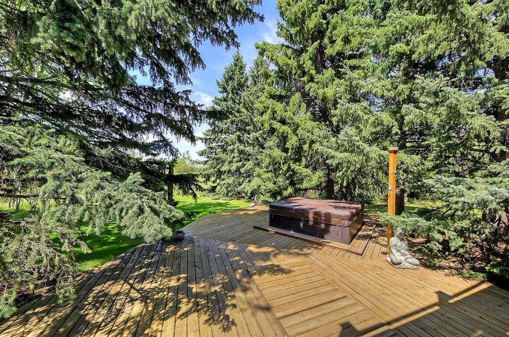 75 Anatapi Lane Sw, Calgary, AB