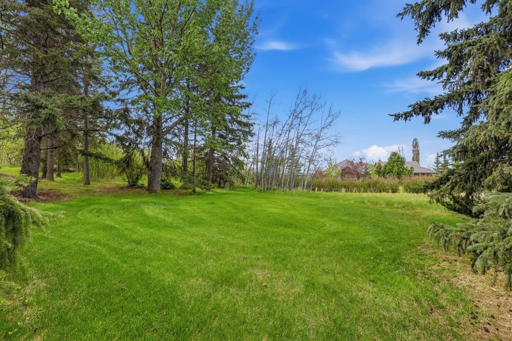 75 Anatapi Lane Sw, Calgary, AB