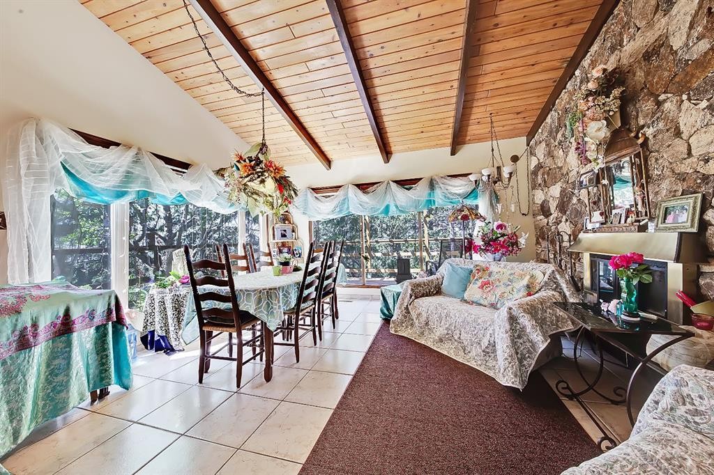 75 Anatapi Lane Sw, Calgary, AB