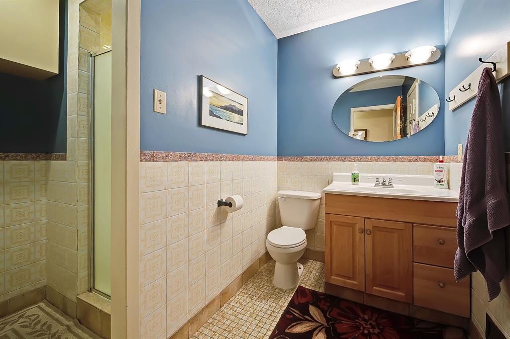 75 Anatapi Lane Sw, Calgary, AB