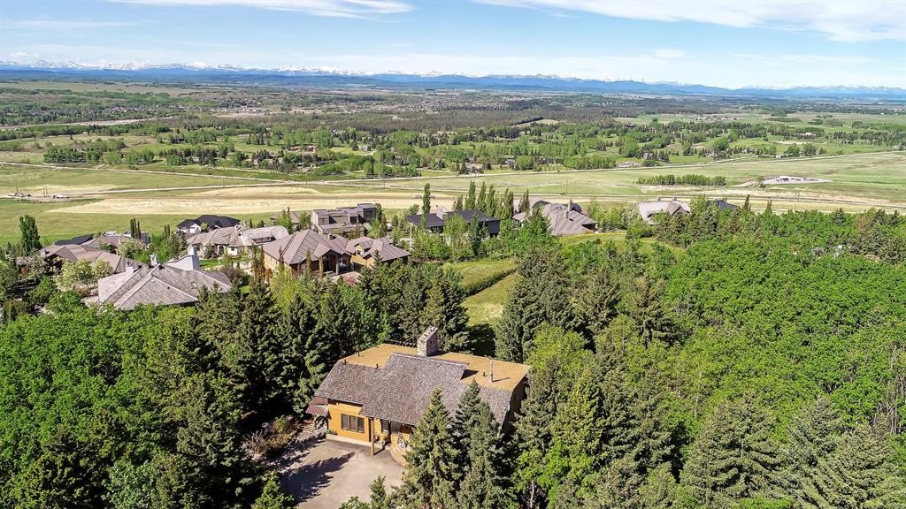 75 Anatapi Lane Sw, Calgary, AB