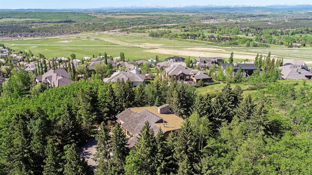 75 Anatapi Lane Sw, Calgary, AB