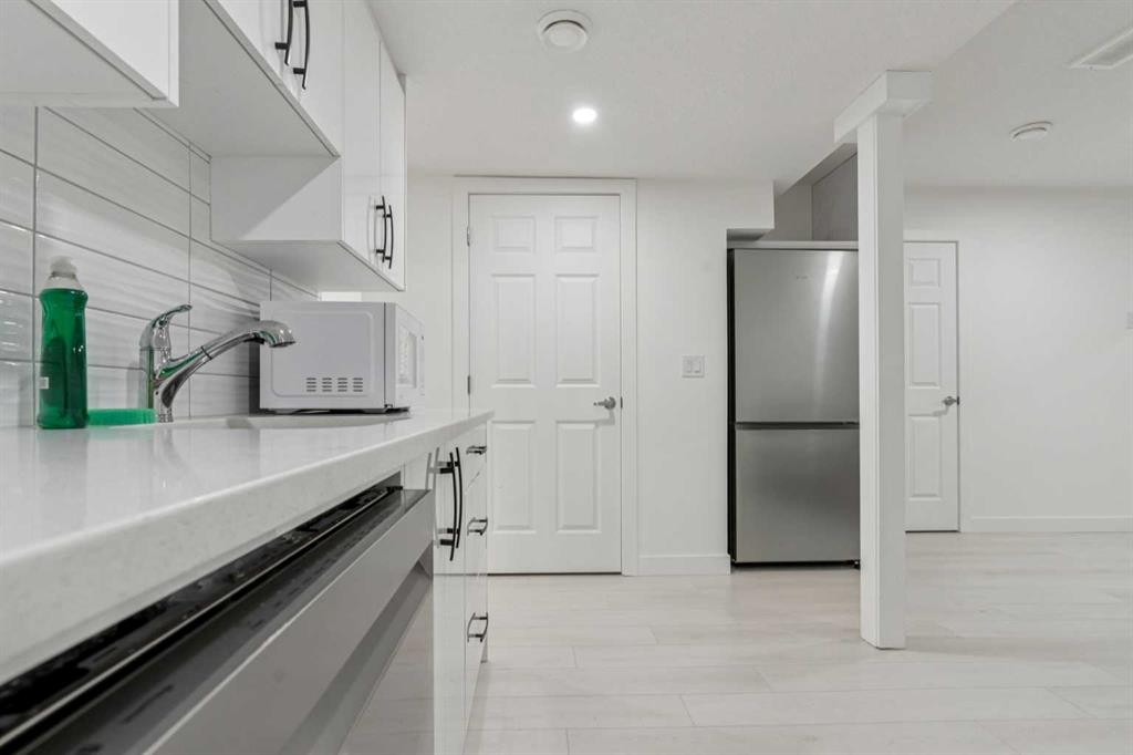 223 Carrington Circle Nw, Calgary, AB - Indoor Photo Showing Other Room