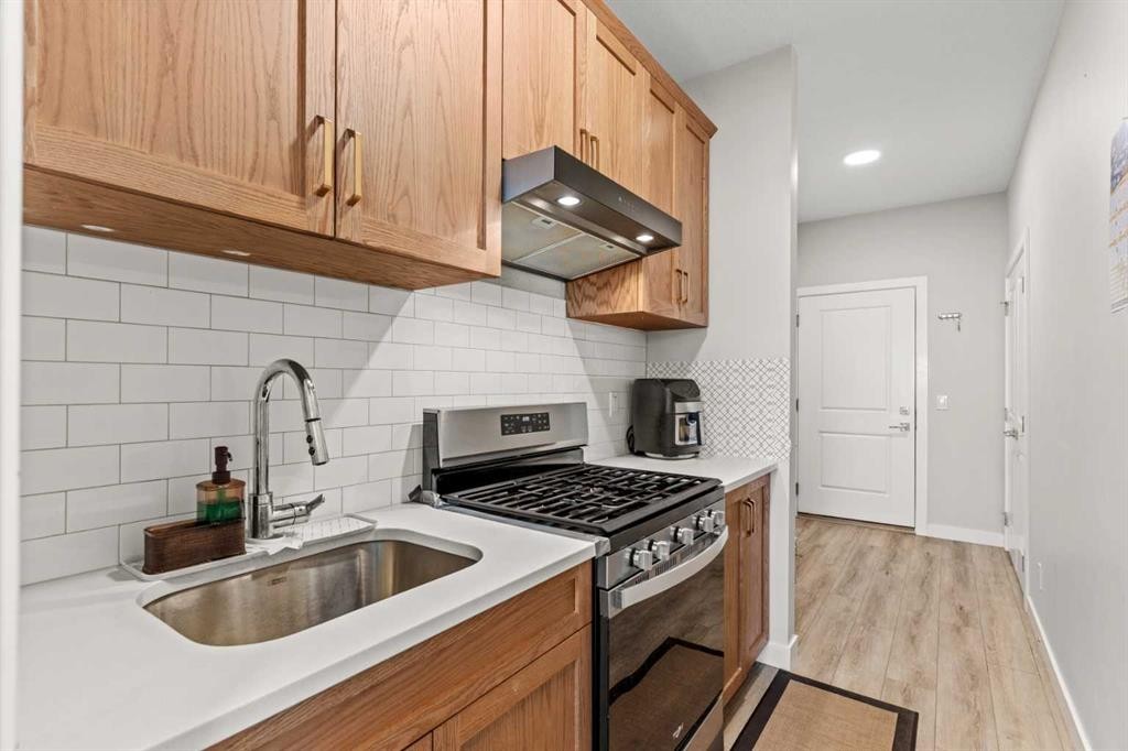 283 Belvedere Drive Se, Calgary, AB - Indoor Photo Showing Kitchen With Upgraded Kitchen