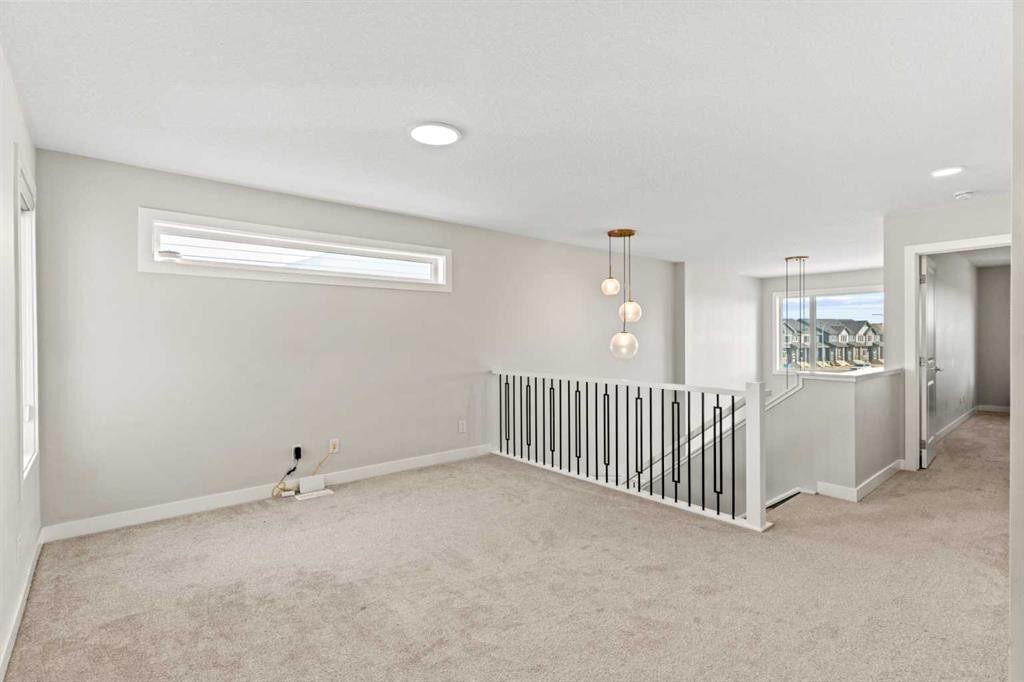 283 Belvedere Drive Se, Calgary, AB - Indoor