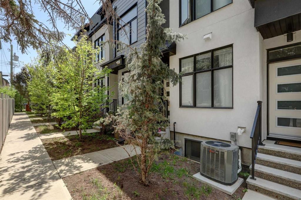 111-408 27 Avenue Ne, Calgary, AB - Outdoor With Exterior