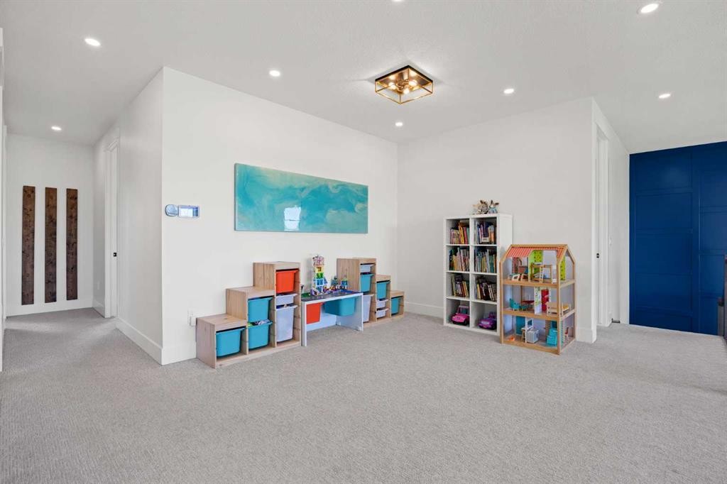 127 Kinniburgh Crescent, Chestermere, AB - Indoor Photo Showing Other Room