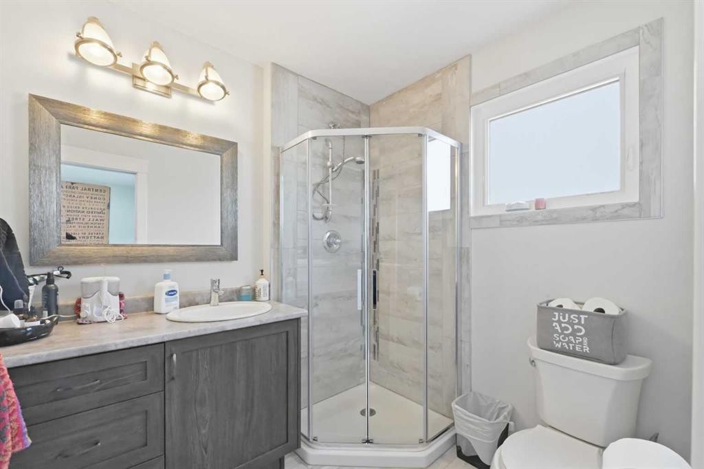 2406 26 Street, Nanton, AB - Indoor Photo Showing Bathroom