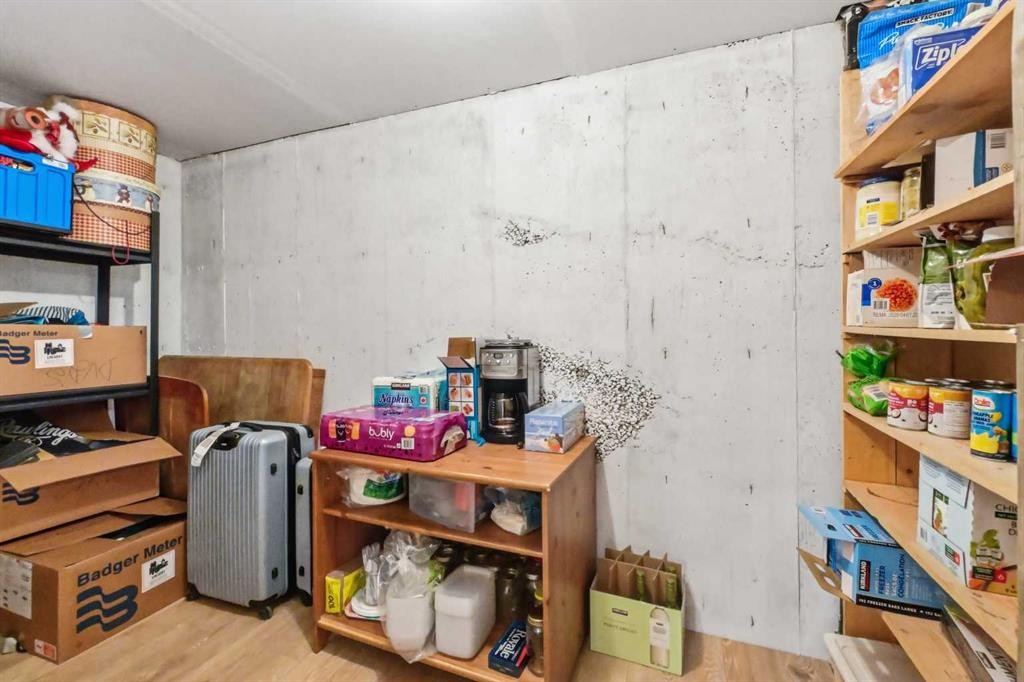 2406 26 Street, Nanton, AB - Indoor Photo Showing Other Room