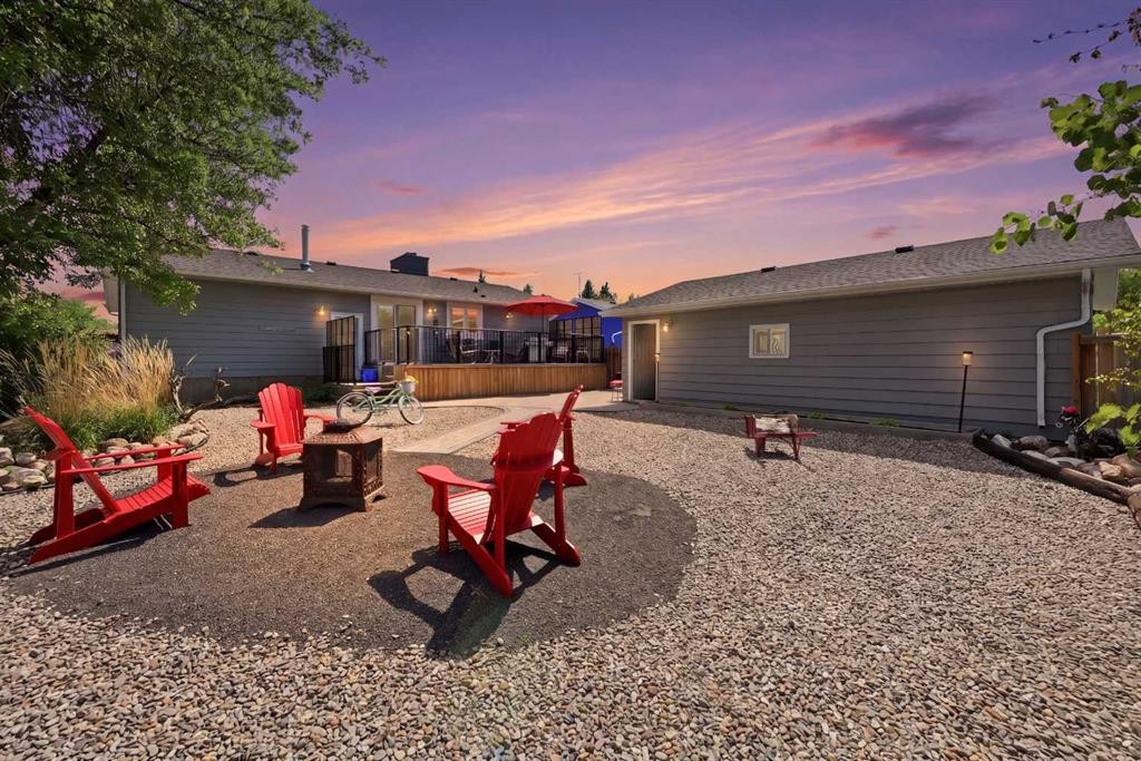 2406 26 Street, Nanton, AB - Outdoor