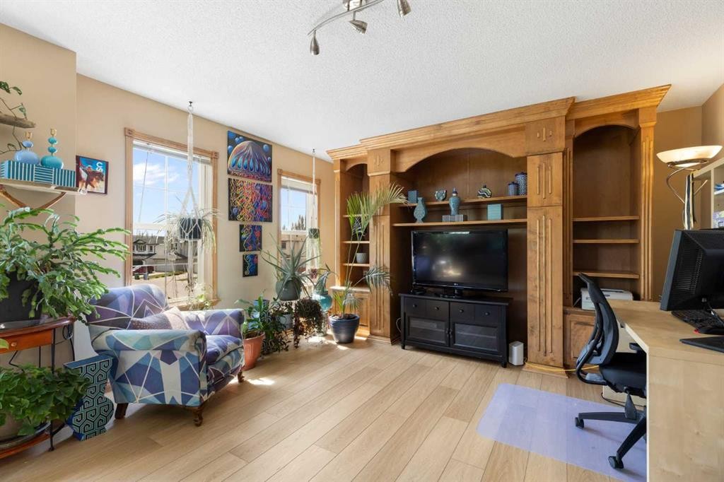 34 Tuscany Meadows Drive Nw, Calgary, AB - Indoor