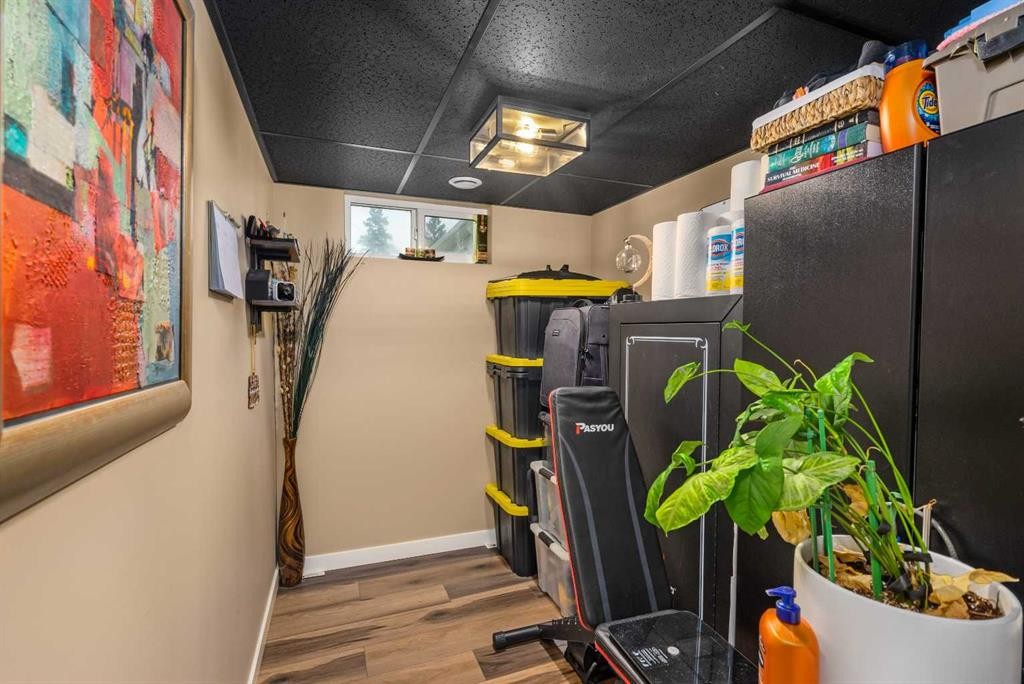 9211 Allison Drive Se, Calgary, AB