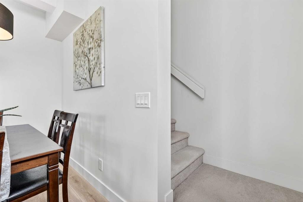 33-230 Seton Passage Se, Calgary, AB - Indoor