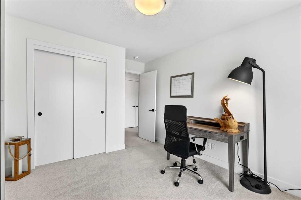 33-230 Seton Passage Se, Calgary, AB - Indoor